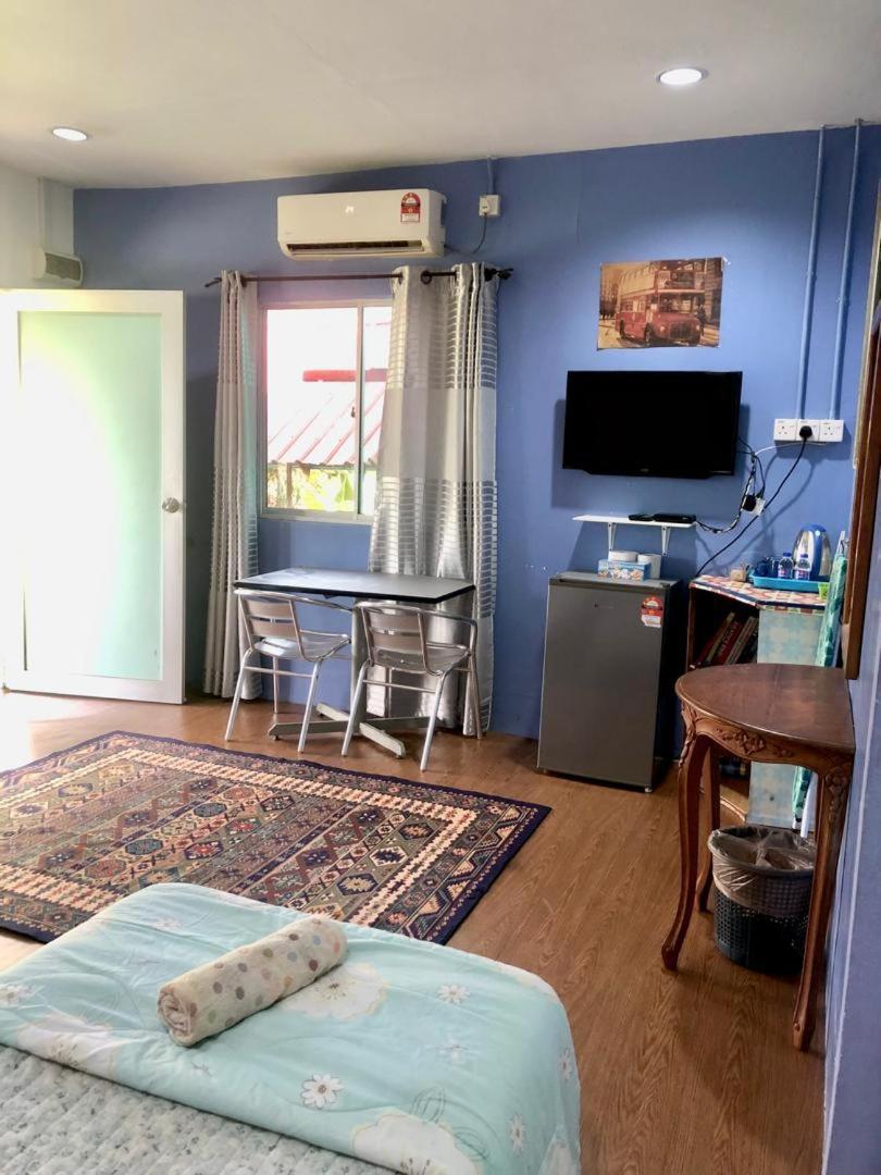 Wan'S Roomstay Langkawi Pantai Cenang  Exteriér fotografie